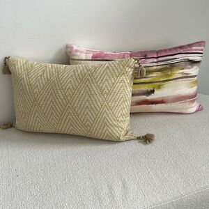 Lace field Designs Pillow Decor Bundle (2)
